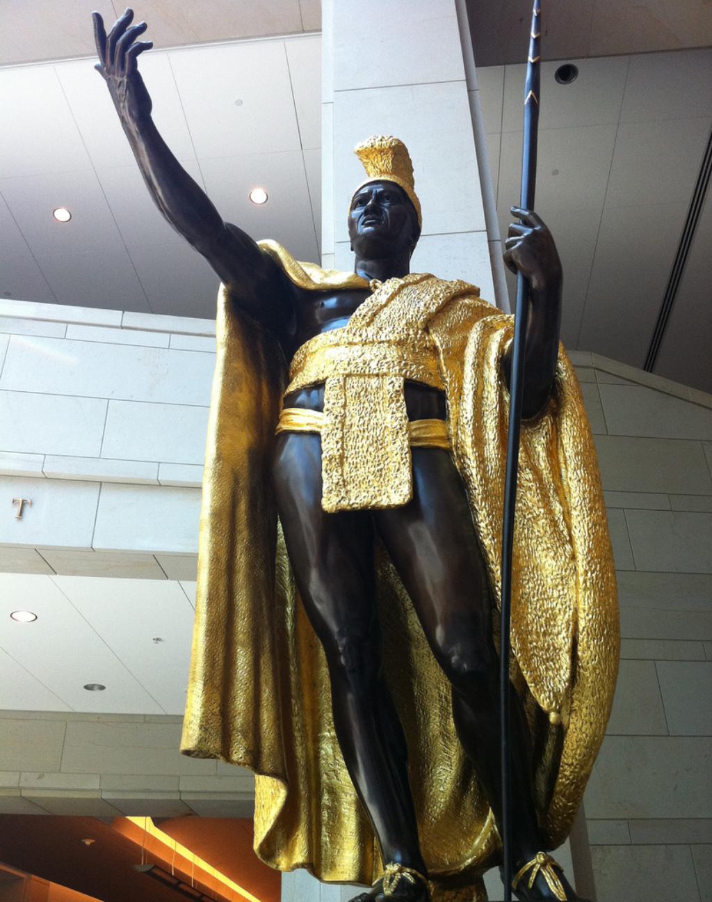 Kamehameha Statue Gleams at Capitol Honolulu Civil Beat