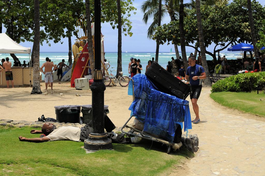 Hawaii Outpaced U.S. In Growth, Poverty Decline Since 2000