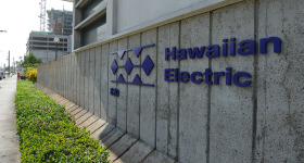 Hawaiian Electric Ward Avenue Office.  15 jan 2015. photograph Cory Lum