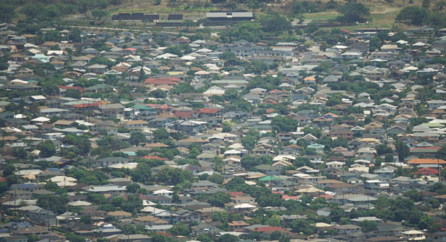 Kaimuki Honolulu Housing Real Estate homes. New culiinary UH campus at top. 23 may 2017