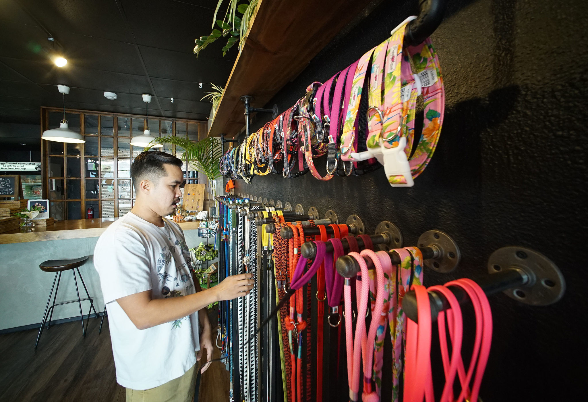 On Saturday, Kaimuki Small Businesses Are Going Big Honolulu Civil Beat