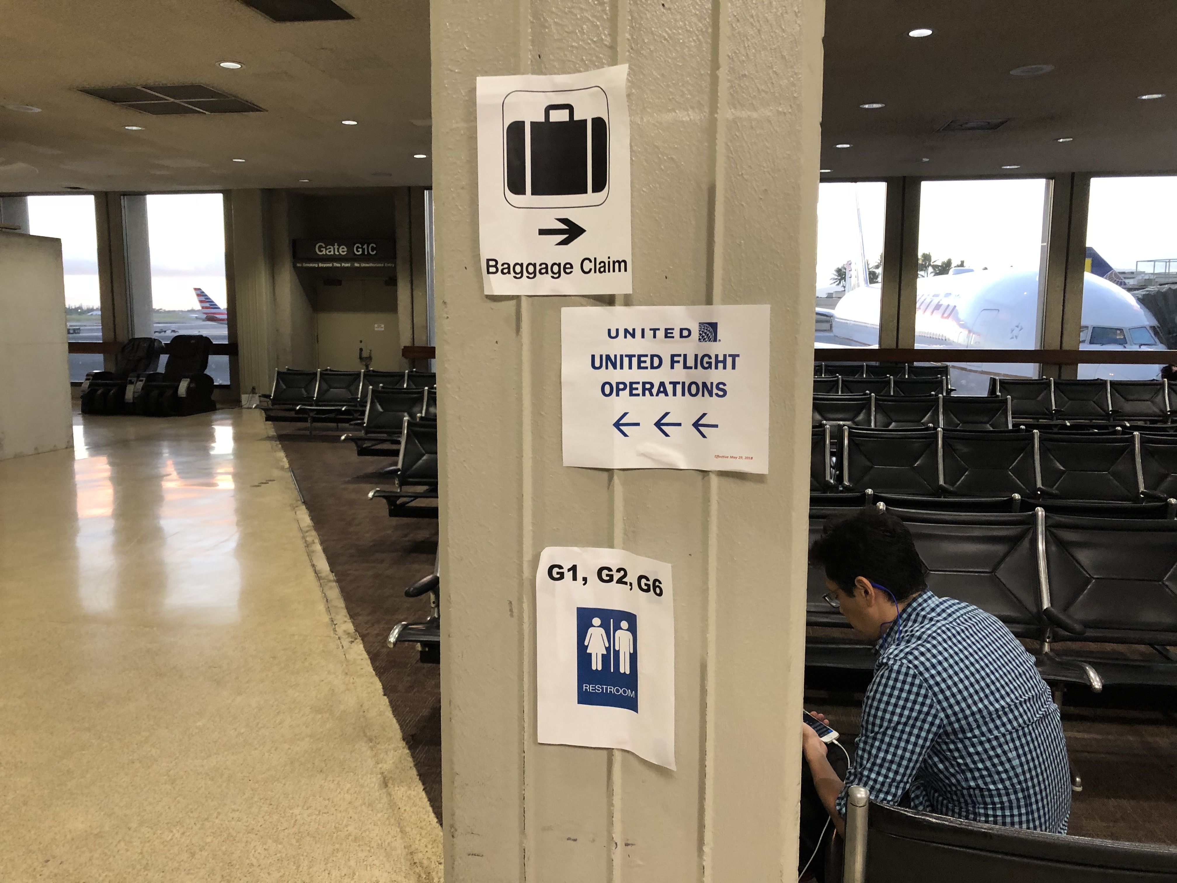 Honolulu airport Sept 2018 temp signage Honolulu Civil Beat