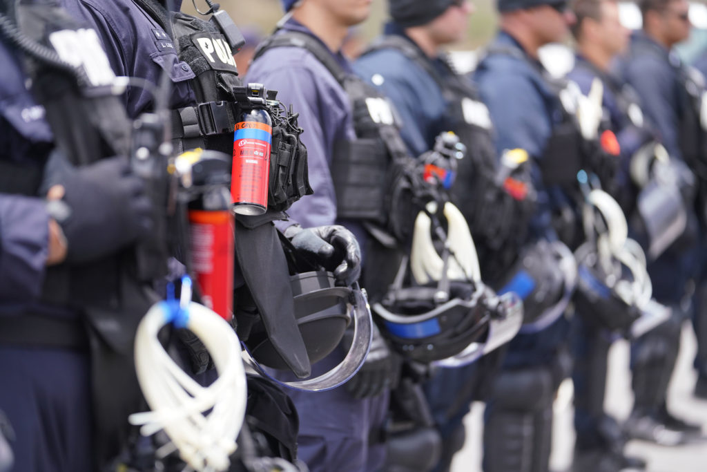 Police Use Of Pepper Spray At Hawaiʻi School Boosts Calls For Counselors