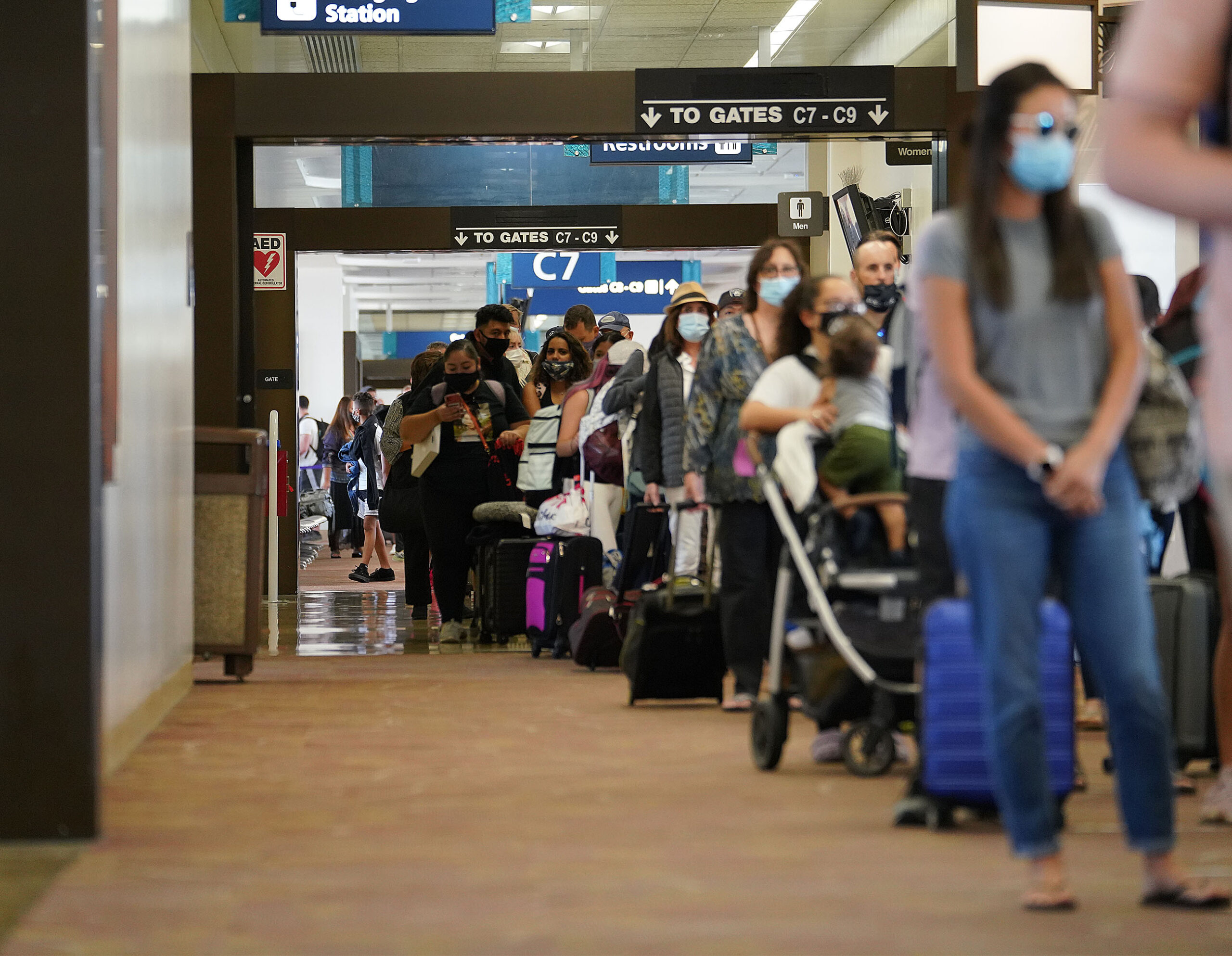 Hawaii To End VaccineOrTest Requirement For Domestic Travelers This