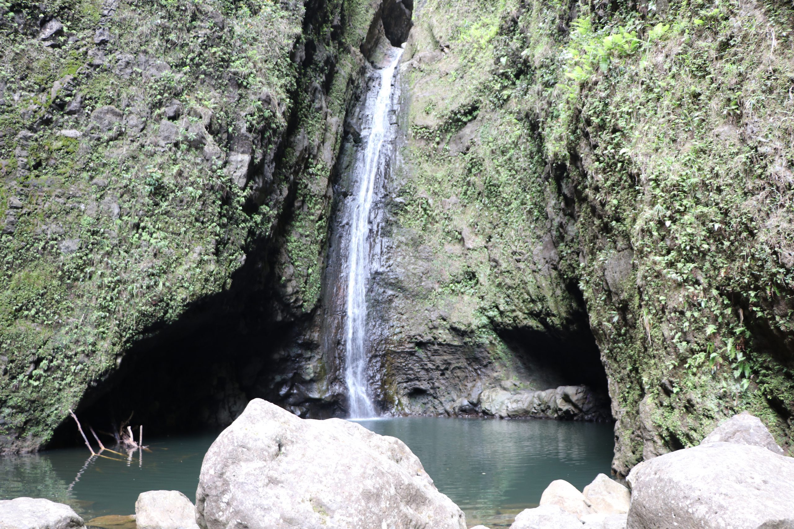 9 Hikers Cited For Trespass At Oahu's Sacred Falls On Sunday Honolulu