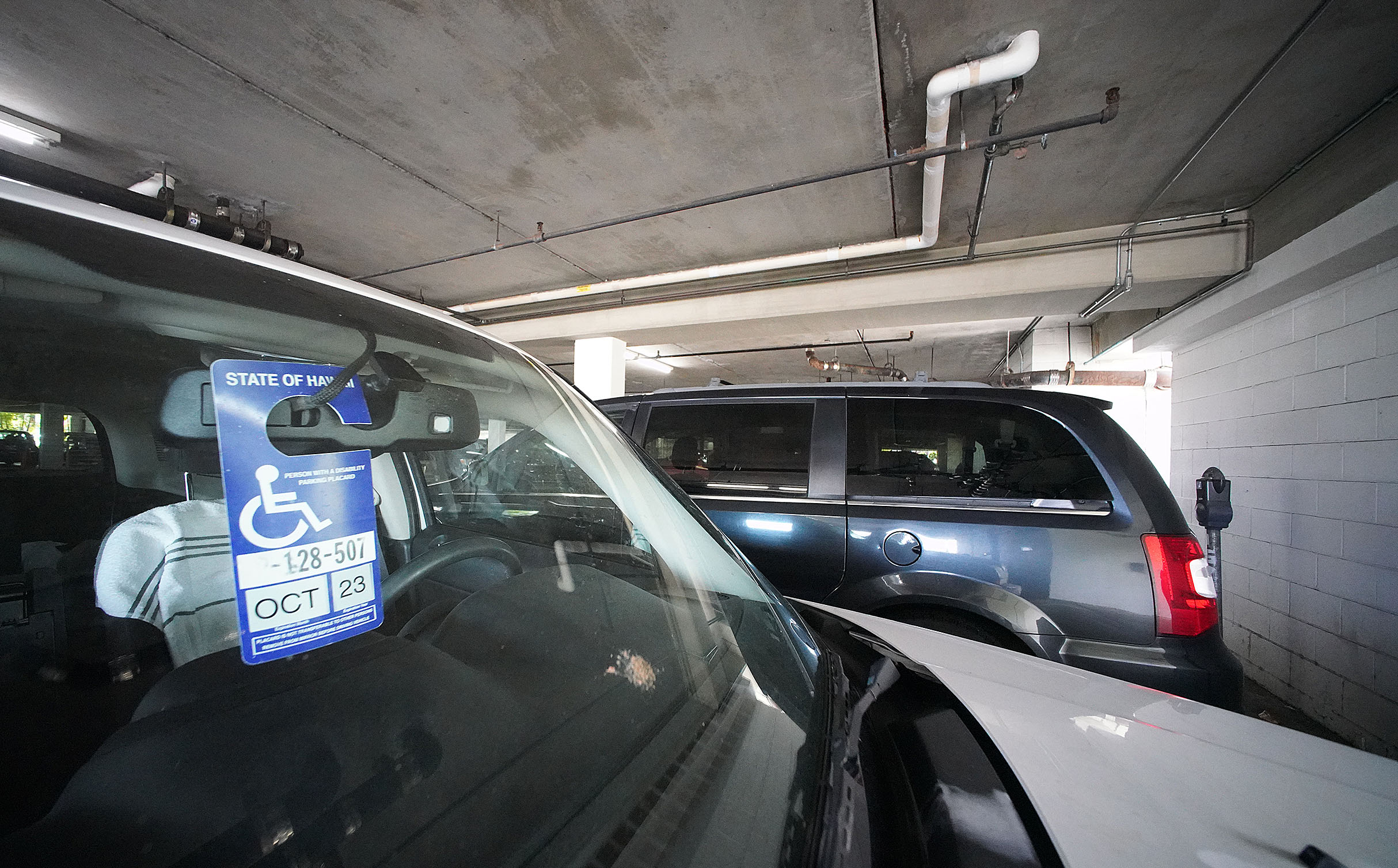 Disabled Kailua Tenants Say New Parking Rule 'Makes Things Tough' For