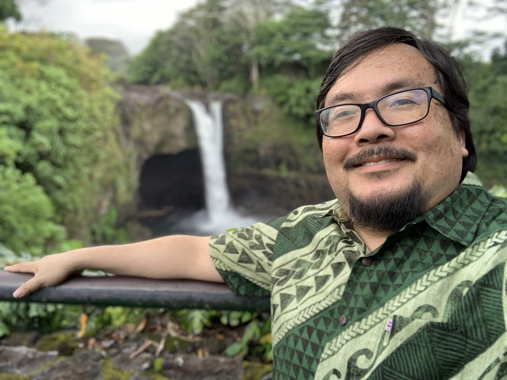Hawaii Tech Writer Selected For <b>Facebook</b> Journalism Initiative - Honolulu Civil Beat thumbnail