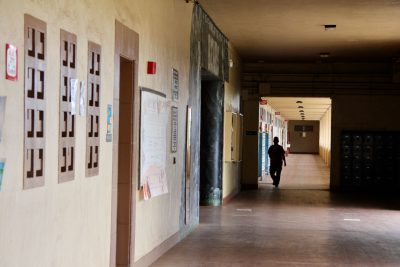 Hawaii Schools Scramble To Cope With Teacher And Student Absences