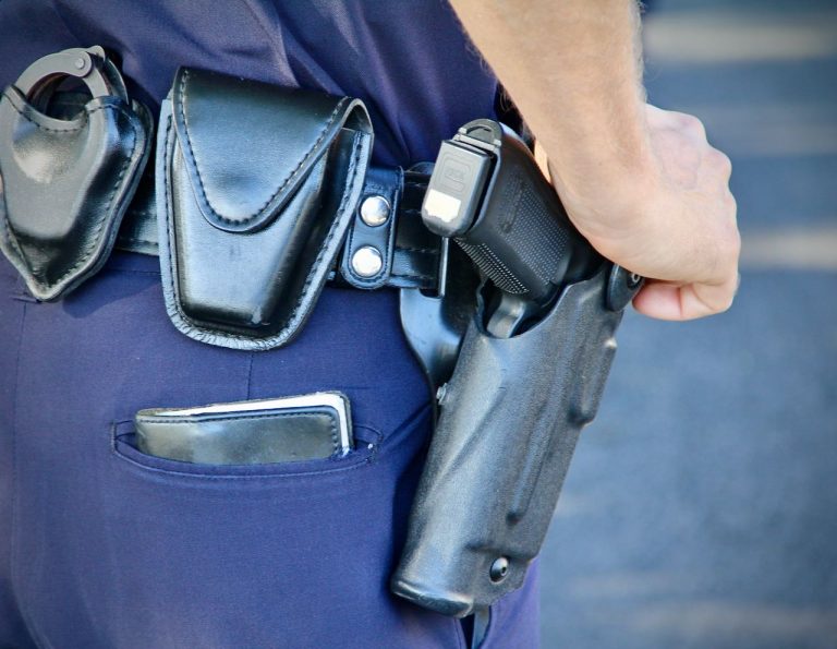 MPD Chief Swearing in   gun