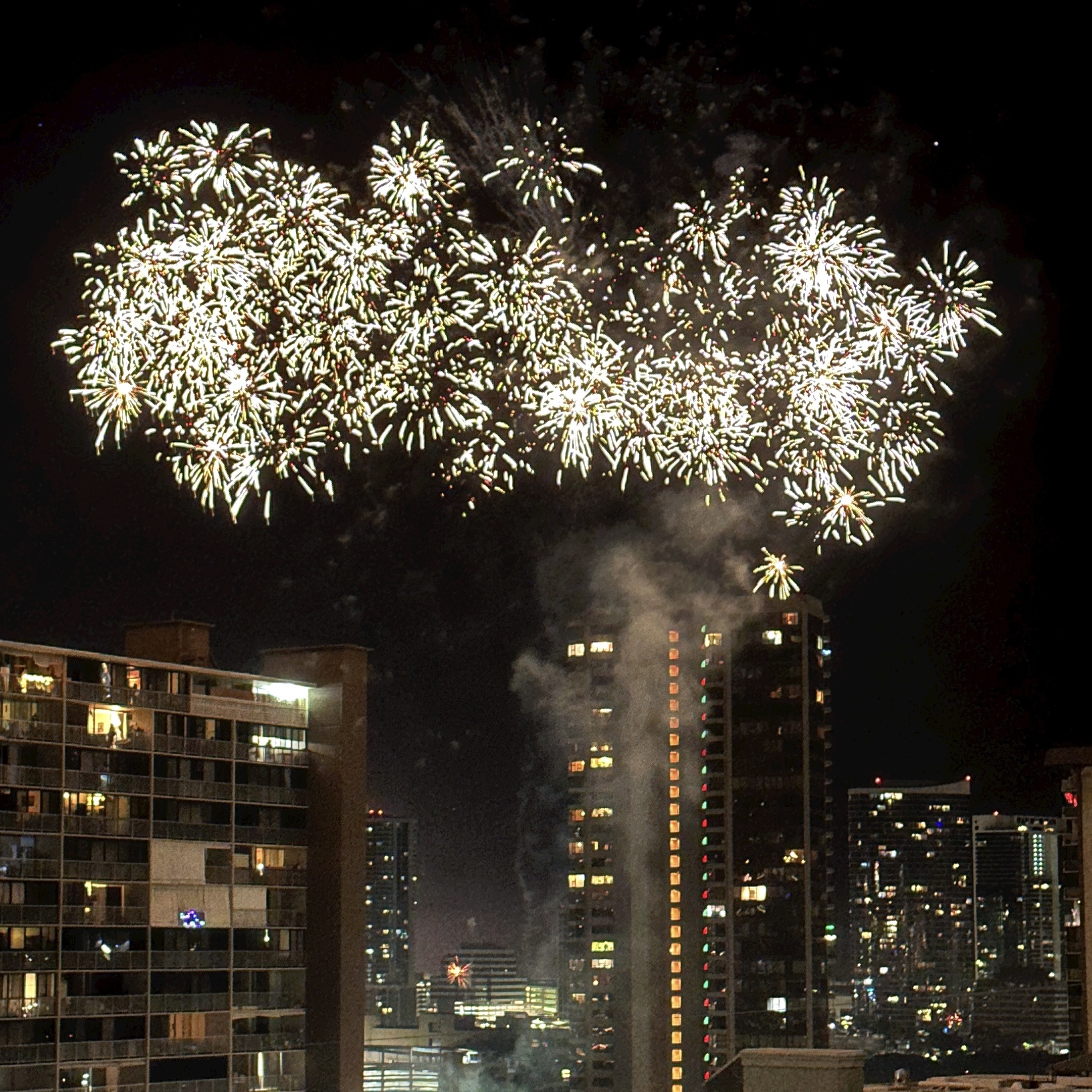 Honolulu Fireworks Here s Why Few Offenders Are Prosecuted
