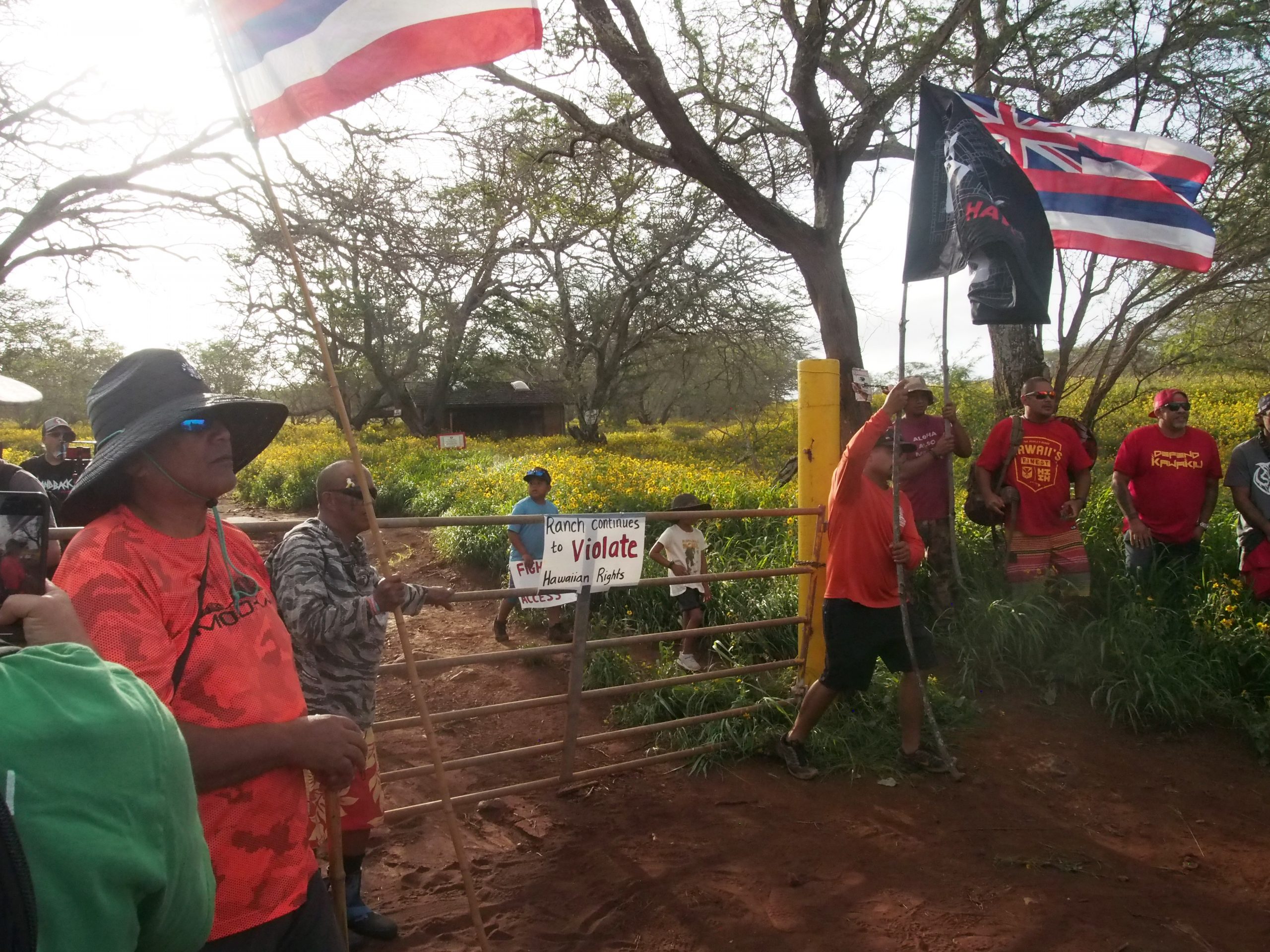 Gate To Kawakiu Beach On Molokai Is Open Again — For Now Honolulu