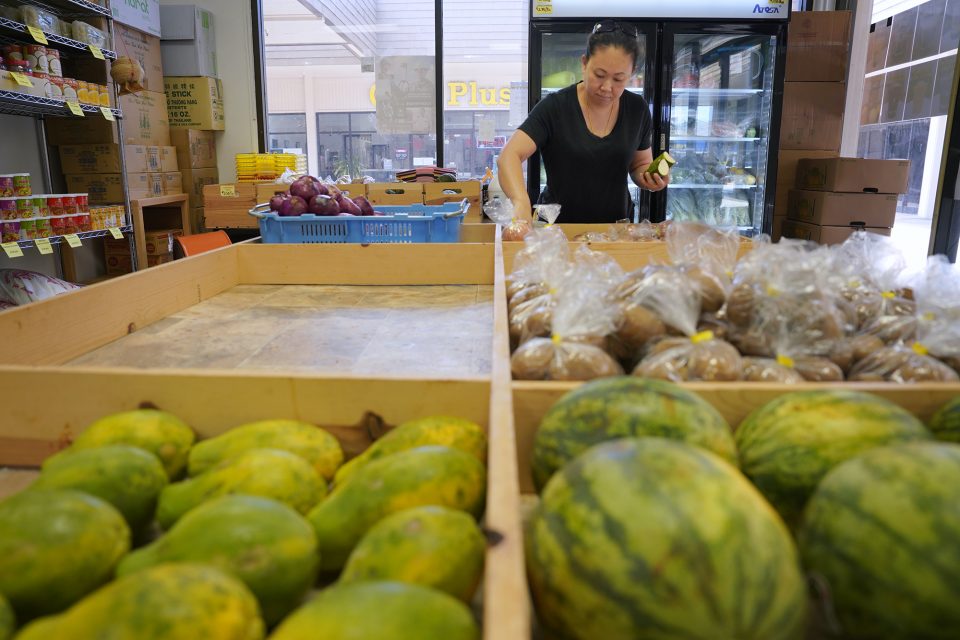 Hawaii Farmers Could Use Some Help Landing Grants That Would Boost Farm