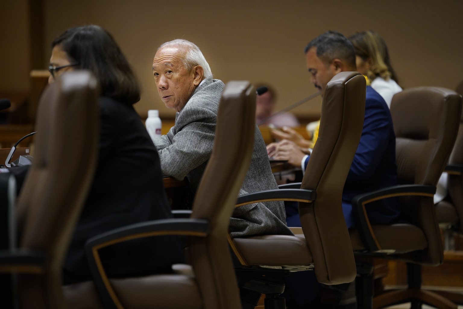 Honolulu Restricted Parking Zone Bill Hits Another Detour Honolulu