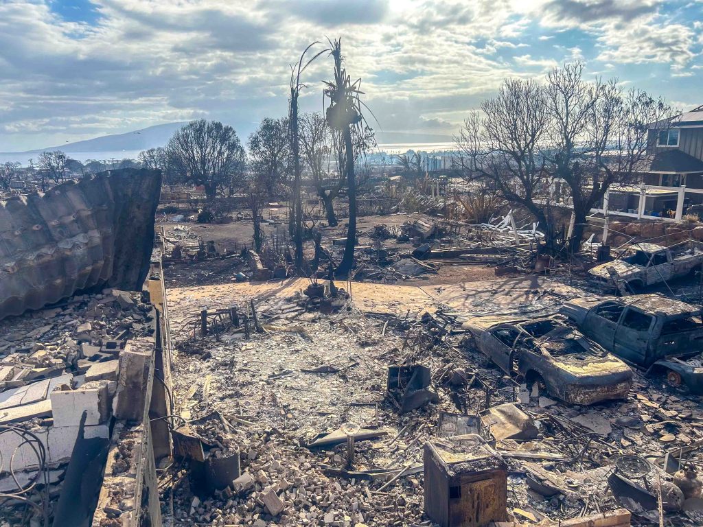 The Army Corps Is Ready To Clean Up The Lahaina Burn Zone. But It Needs Permission From Property Owners