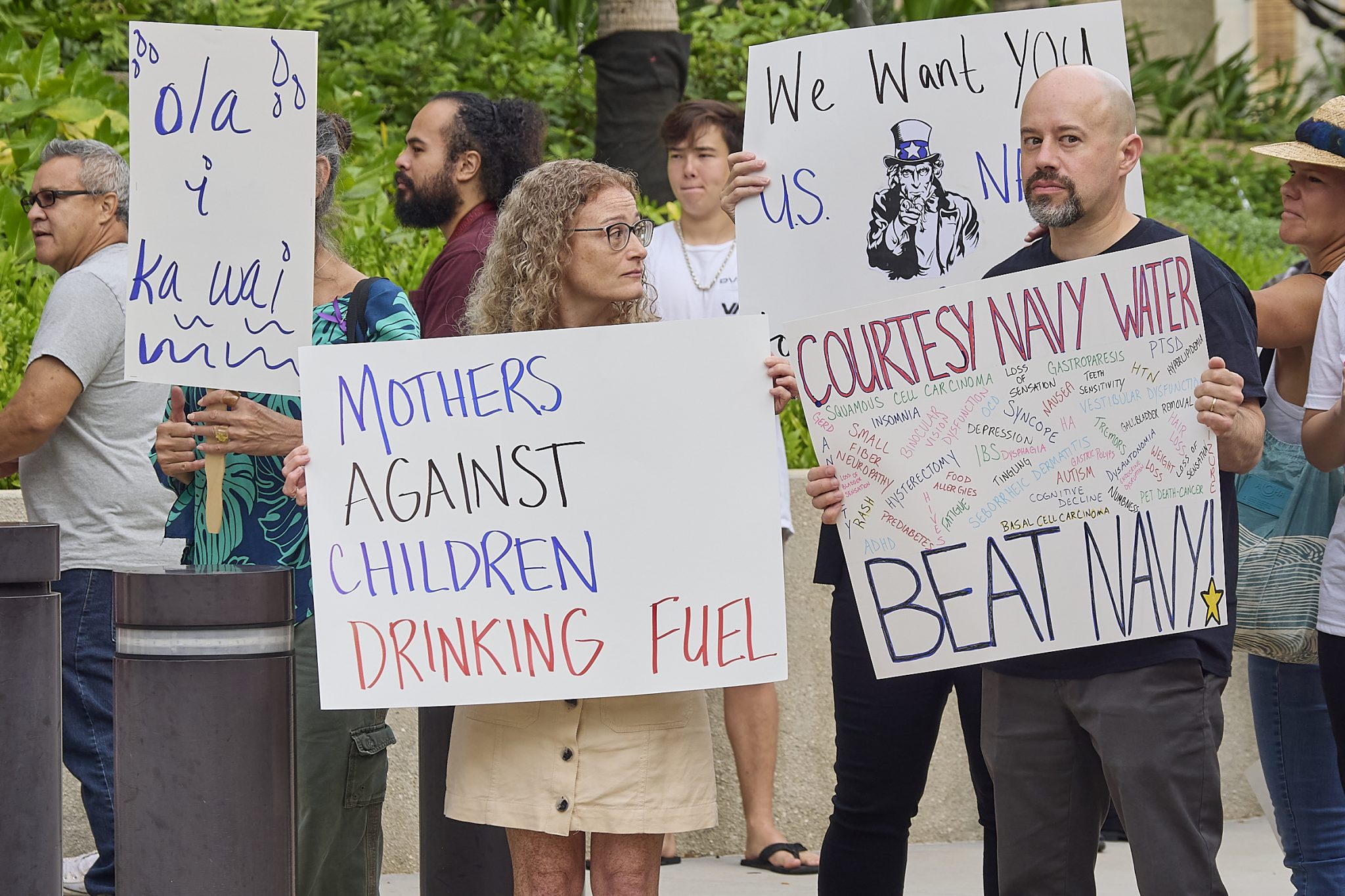 Victims of the fuel leak at the US Navy’s Red Hill facility showed up en masse at the Prince Jonah Kuhio Kalanianaole federal building and US Courthouse to support efforts to reach settlement in the lawsuit against the US as the case began April 29th, 2024. (David Croxford/Civil Beat/2024)