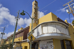 Kaimukī’s Queen Theater Is Falling Apart. Honolulu Doesn’t Want To Step In
