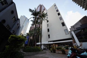 Honolulu ‘Hell-Hole’ Building Now Without Water