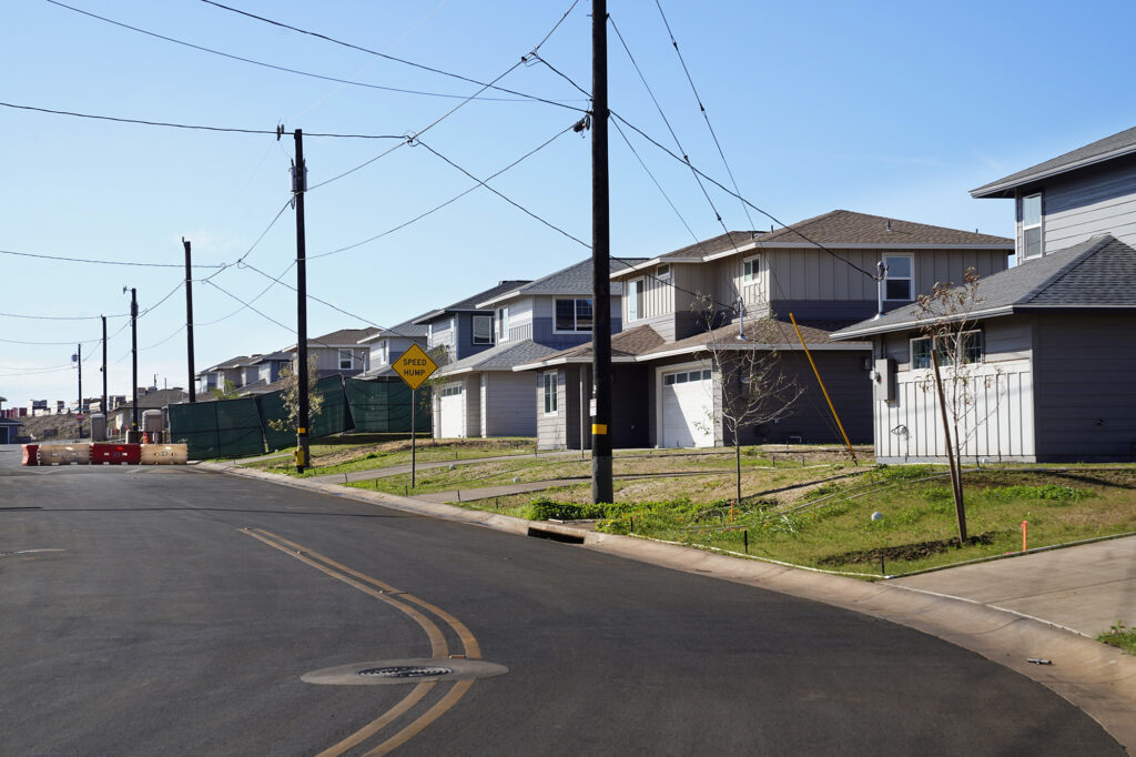 A section of the Puʻuhona subdivision homes are photographed Saturday, Dec. 6, 2025, in Wailuku. (Kevin Fujii/Civil Beat/2025)
