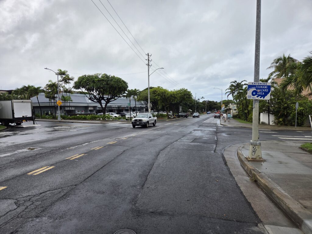 Fix it crosswalk Monsarrat Avenue and Kainana Avenue