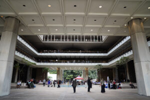 Hawaiʻi Lawmakers Start New Session Under ‘Dark Cloud’