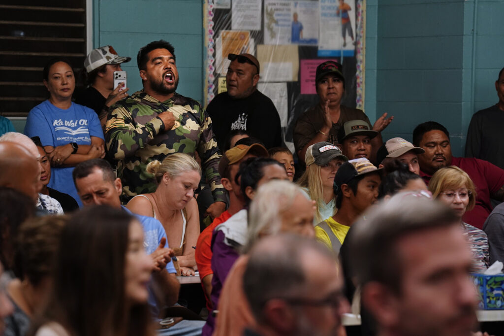 Mana Merrill gives Mayor Rick Blangiardi and the City and County of Honolulu leaders an earful during a North Shore community board meeting at Waialua Elementary Tuesday, March 24, 2026, in Waialua. (Kevin Fujii/Civil Beat/2026)