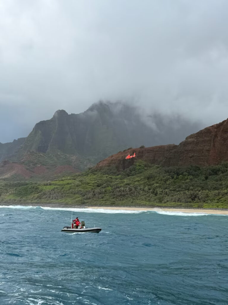 The Coast Guard, agency partners and good Samaritans responded to a helicopter crash off Kalalau Beach on Kaua‘i, Thursday. (Courtesy: U.S. Coast Guard/2026)
