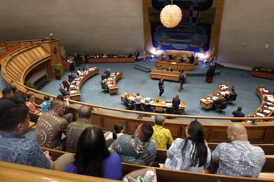 Legislators Advance Bill To Limit Corporate Money In Hawaiʻi Elections