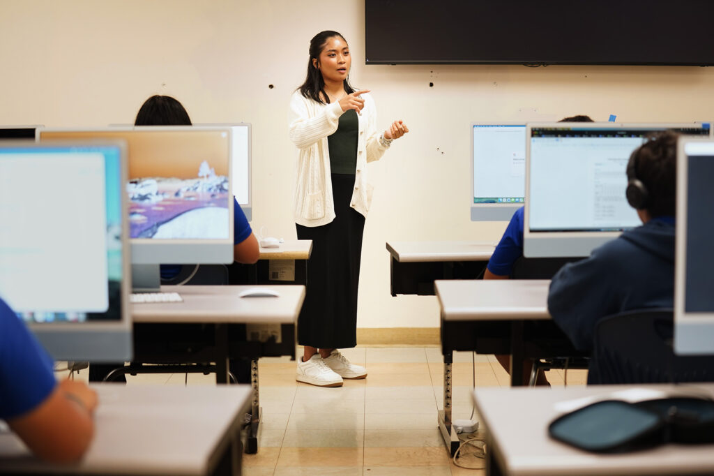 Kūlia Academy teacher Aileen Abitong teaches coding to seventh graders Thursday, May 7, 2026, in Honolulu. (Kevin Fujii/Civil Beat/2026)