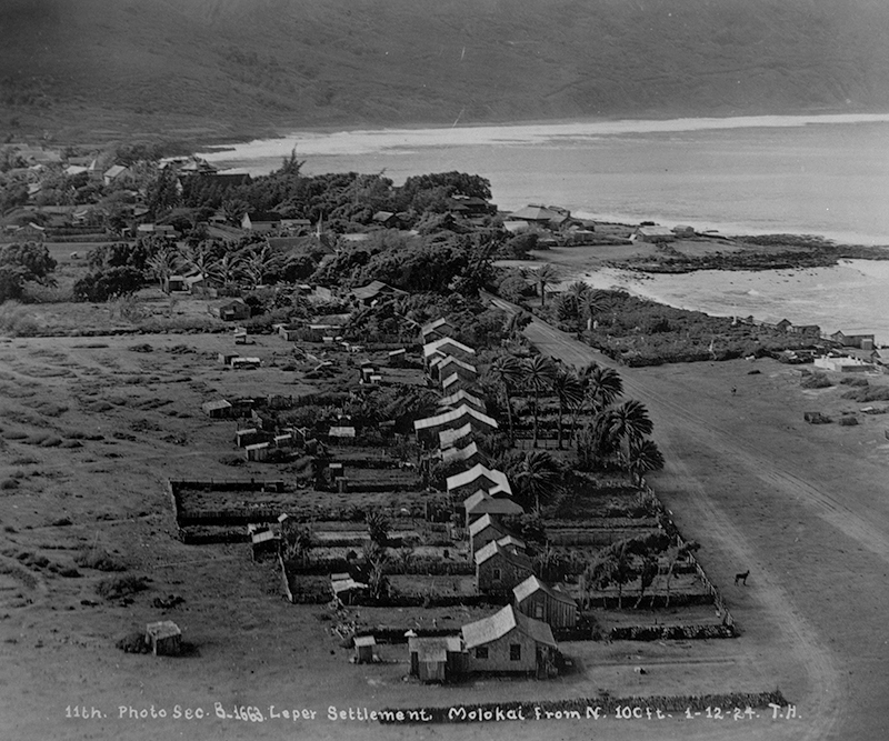 Black and white historical photo of Kalaupapa settlement on Molokaʻi.